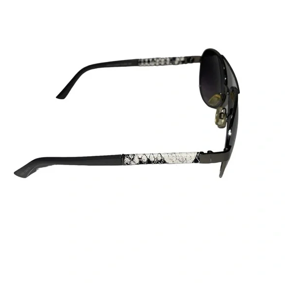 Vince Camuto Woman Sunglasses